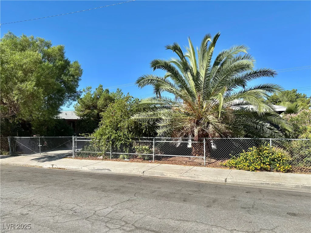 27 Onyx, Las Vegas, NV 89106