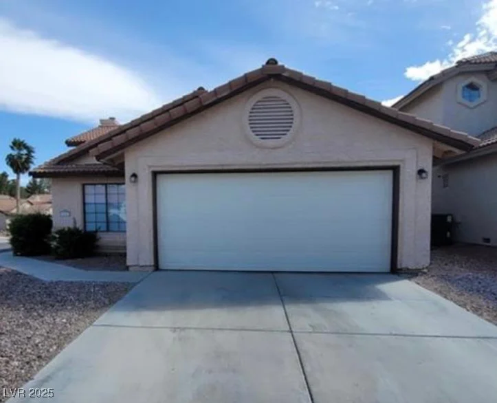 372 Rushing Creek, Henderson, NV 89014