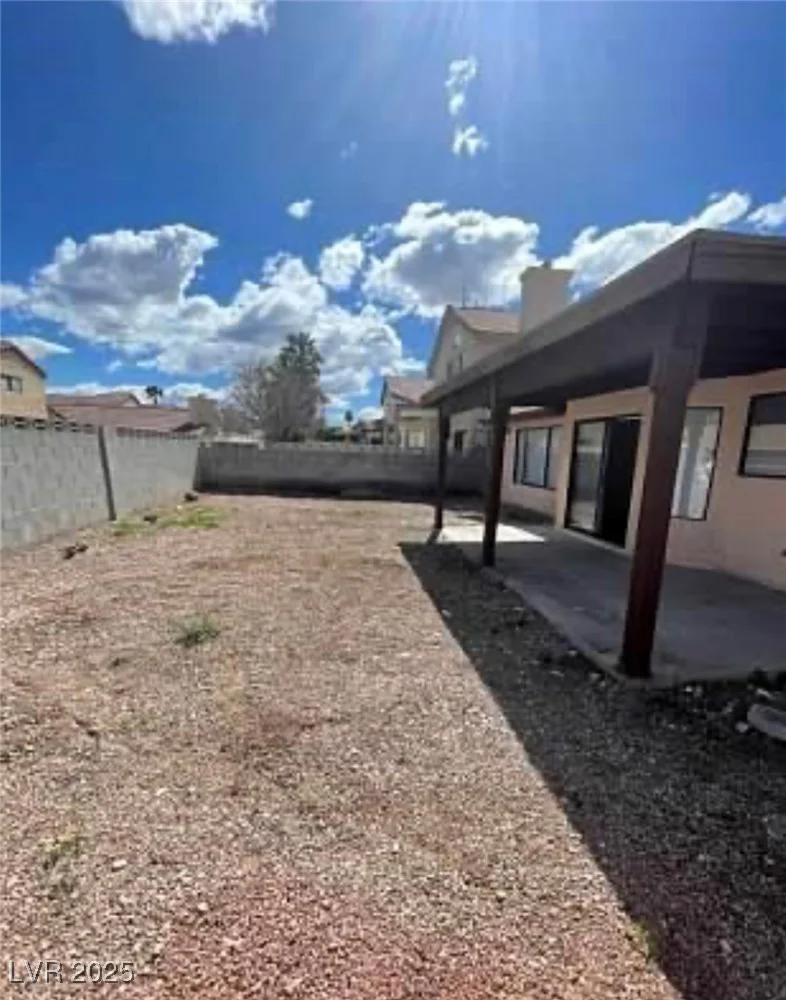 372 Rushing Creek, Henderson, NV 89014