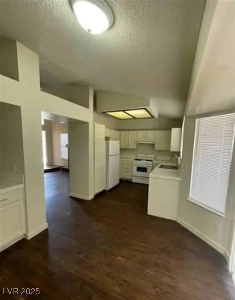 372 Rushing Creek, Henderson, NV 89014