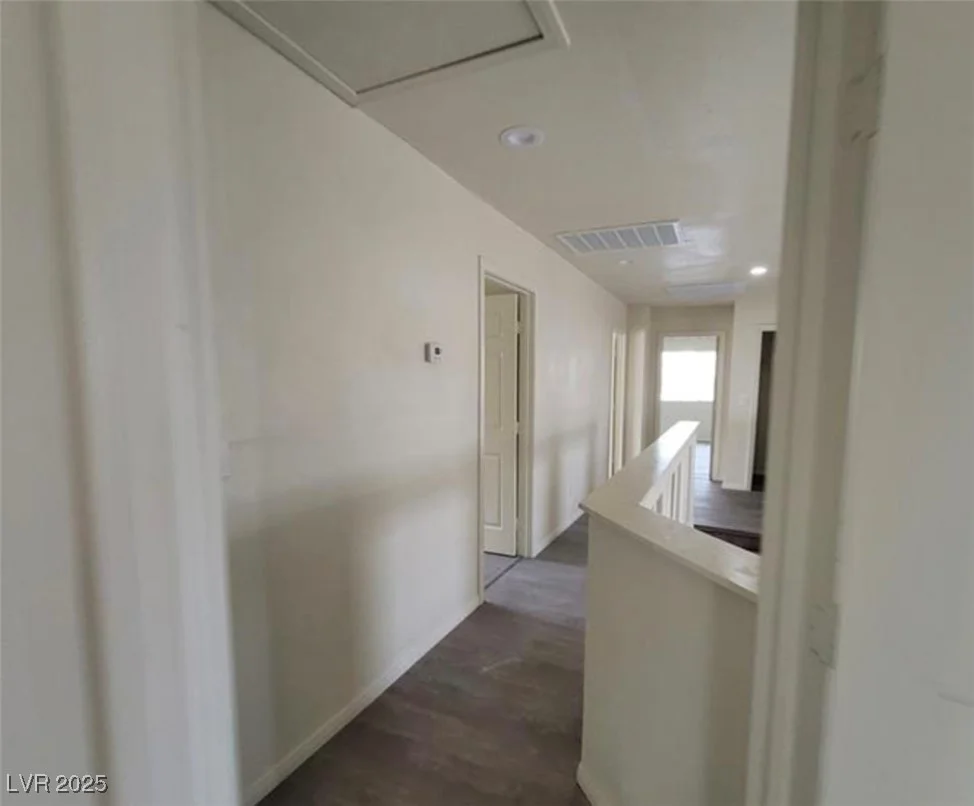 8701 Shady Pines, Las Vegas, NV 89143
