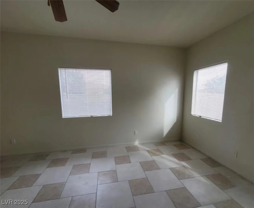 8701 Shady Pines, Las Vegas, NV 89143