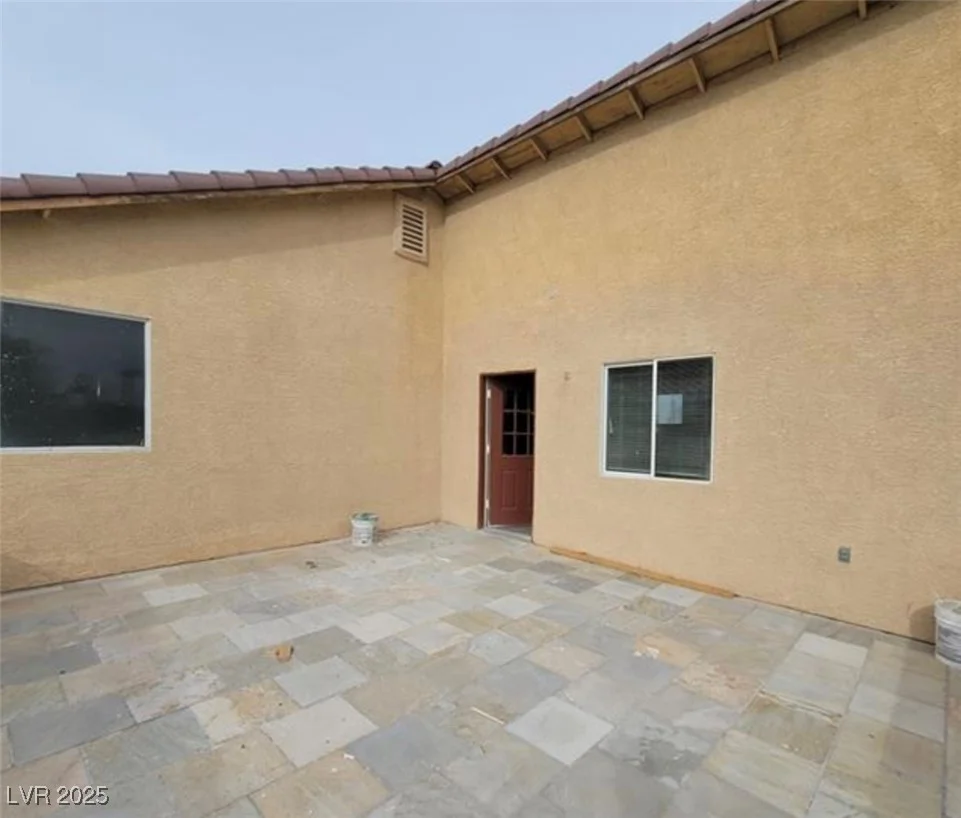 8701 Shady Pines, Las Vegas, NV 89143
