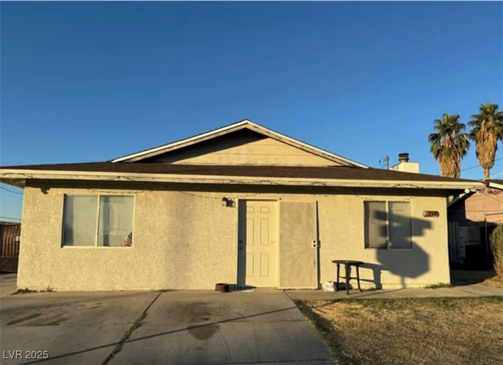 4214 Baltimore, Las Vegas, NV 89104