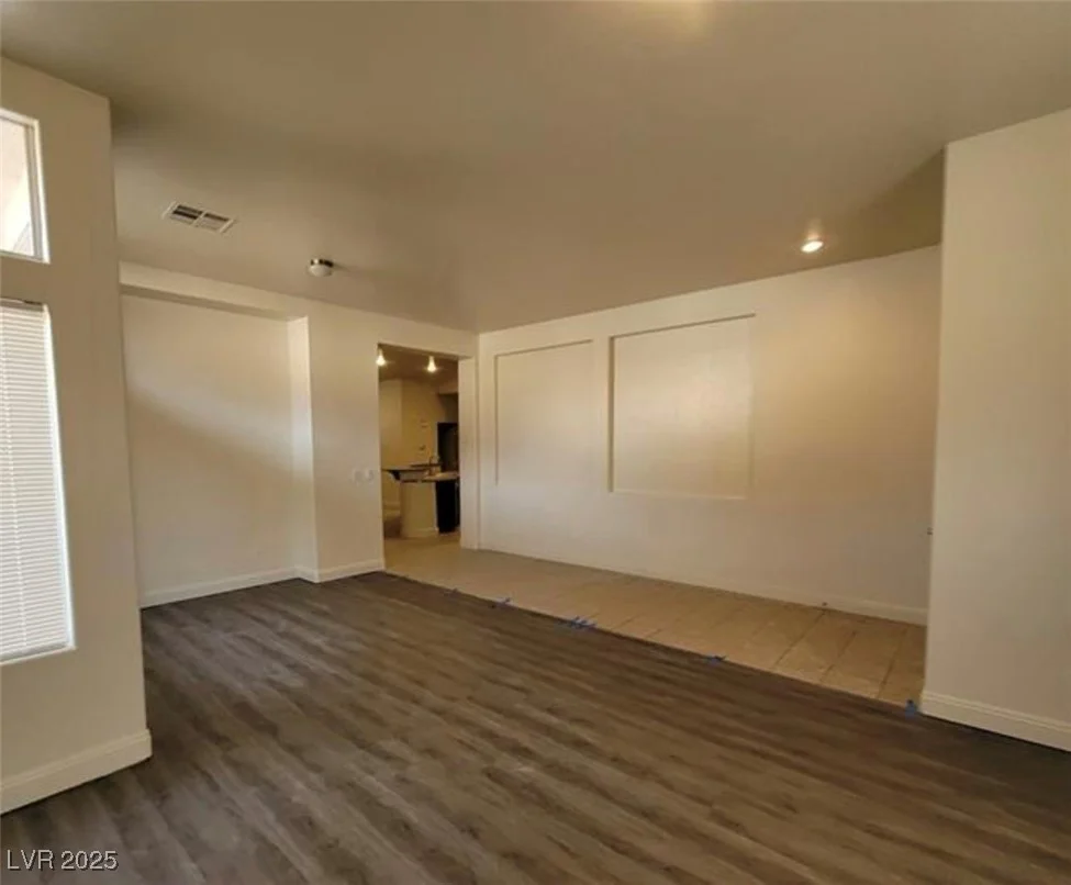 8240 Aurora Peak, Las Vegas, NV 89131