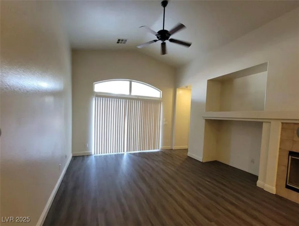 8240 Aurora Peak, Las Vegas, NV 89131