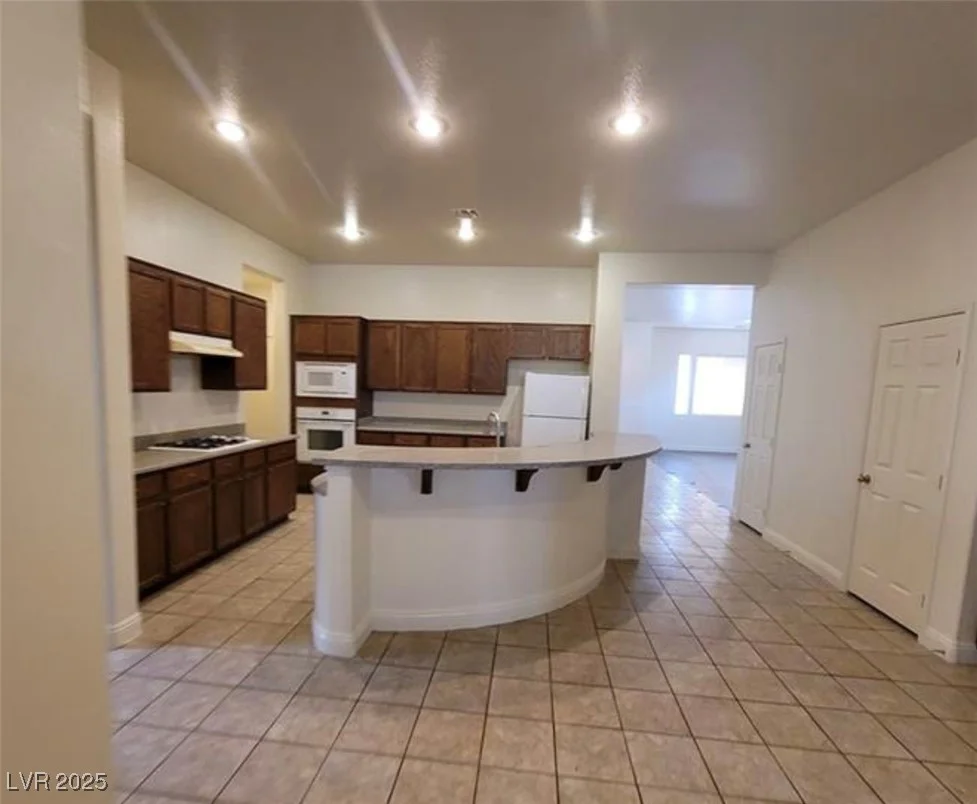 8240 Aurora Peak, Las Vegas, NV 89131