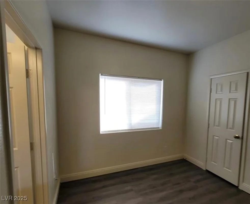 8240 Aurora Peak, Las Vegas, NV 89131