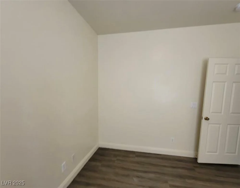 8240 Aurora Peak, Las Vegas, NV 89131