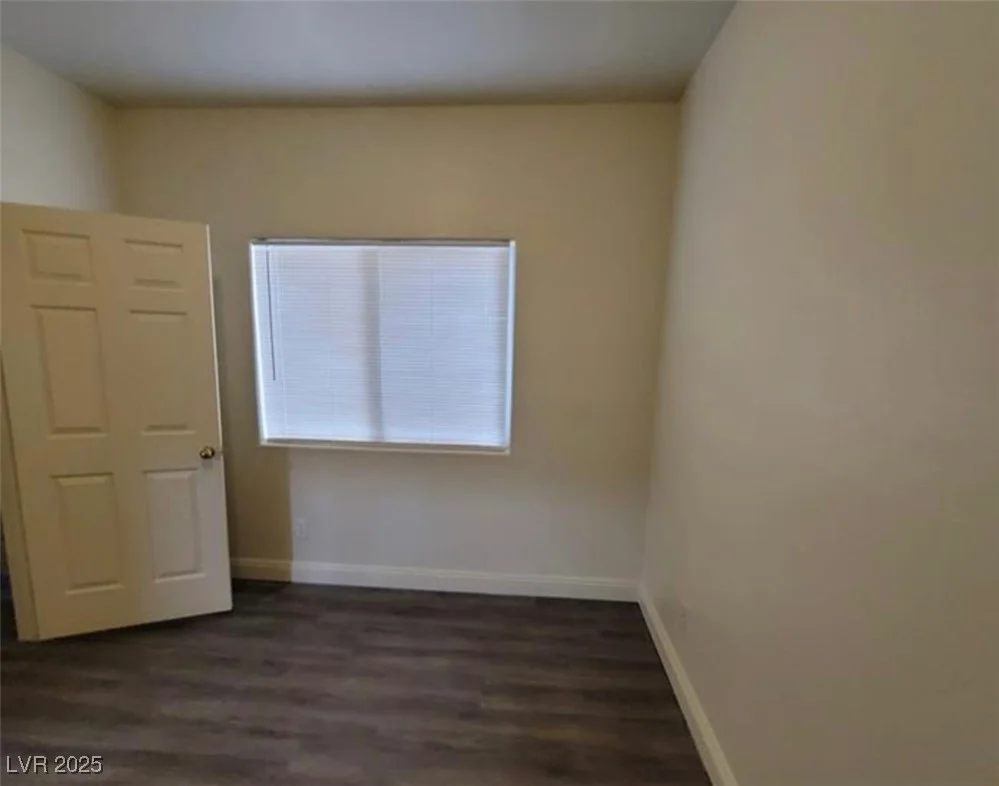8240 Aurora Peak, Las Vegas, NV 89131