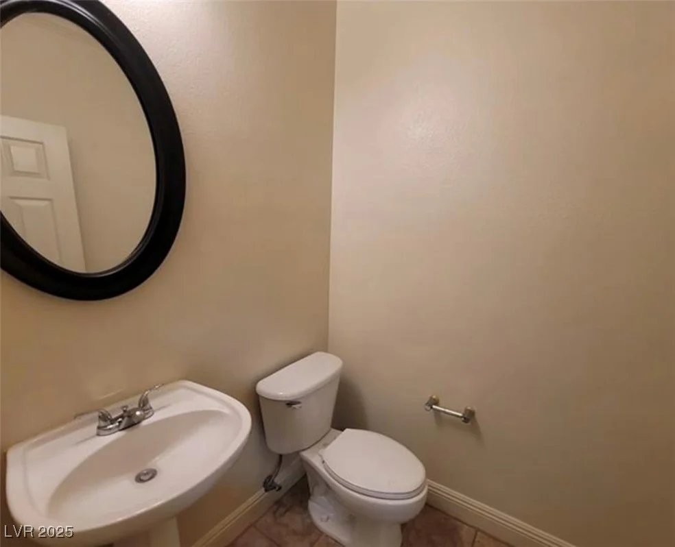 8240 Aurora Peak, Las Vegas, NV 89131