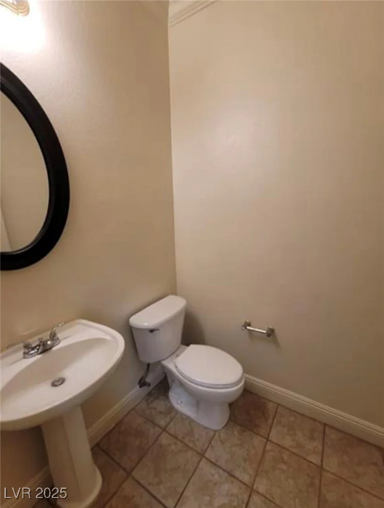 8240 Aurora Peak, Las Vegas, NV 89131