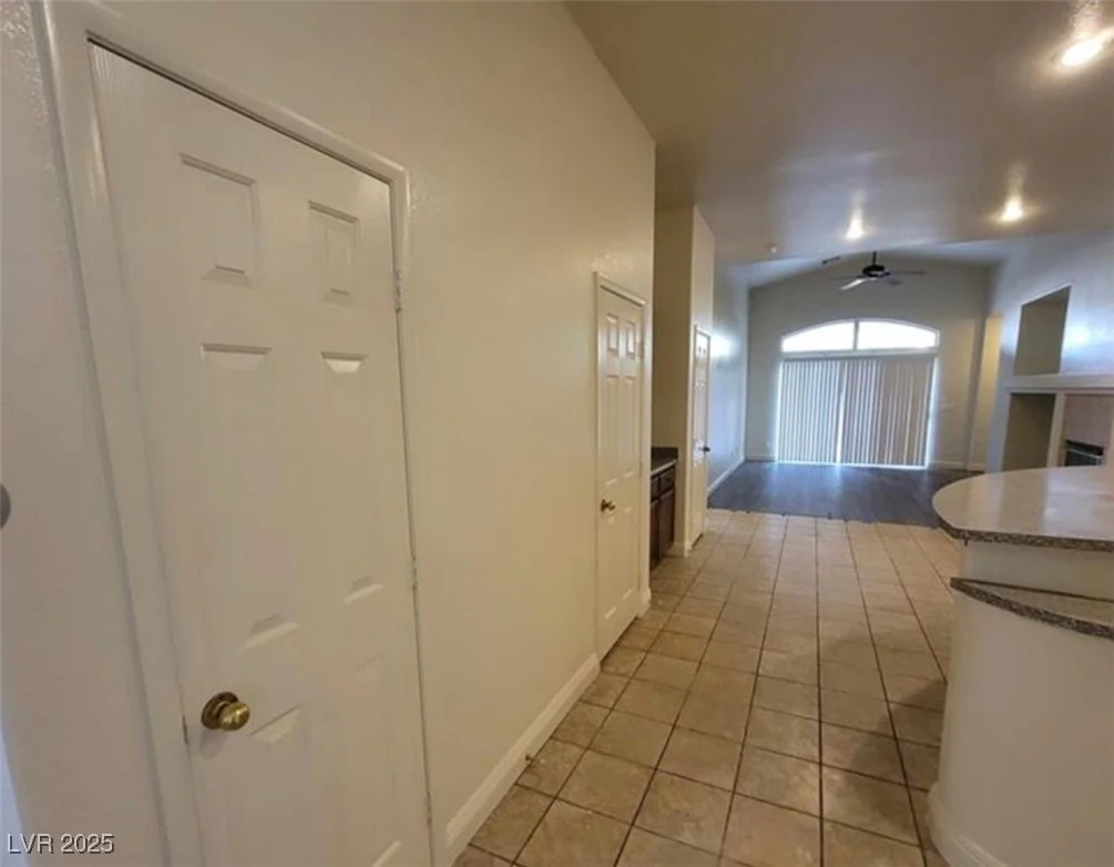 8240 Aurora Peak, Las Vegas, NV 89131