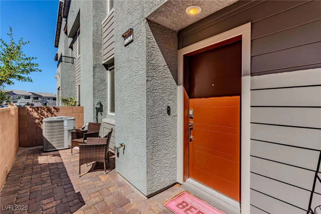 1521 Eva Crossing, Henderson, NV 89002