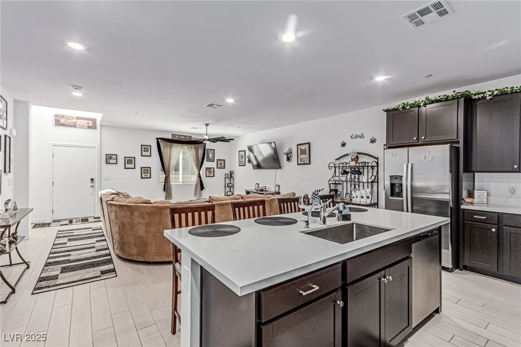 1521 Eva Crossing, Henderson, NV 89002