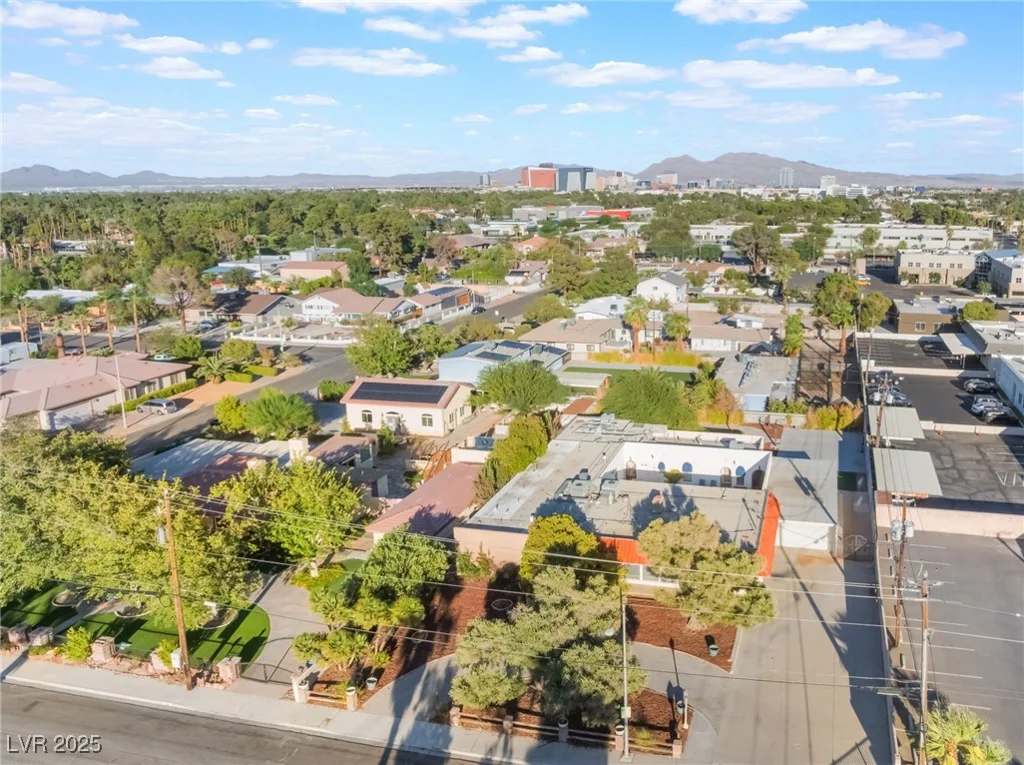 909 Cashman, Las Vegas, NV 89107
