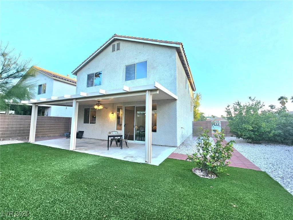 9496 Magnificent, Las Vegas, NV 89148