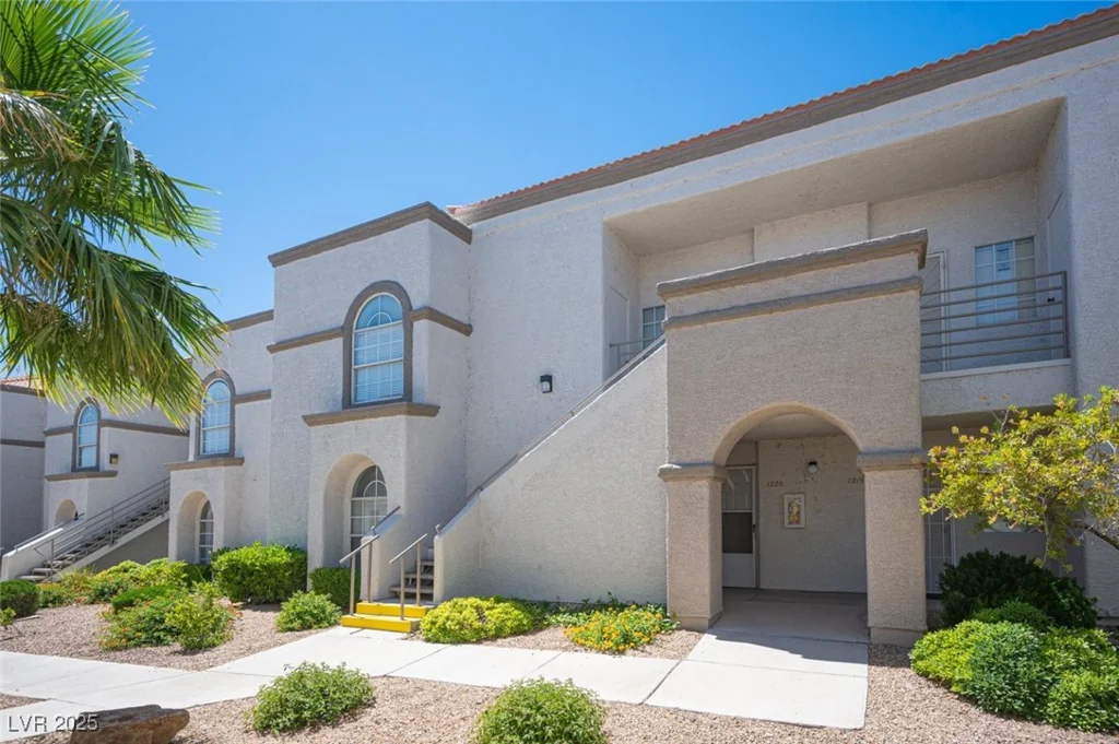 3150 Soft Breezes, Las Vegas, NV 89128
