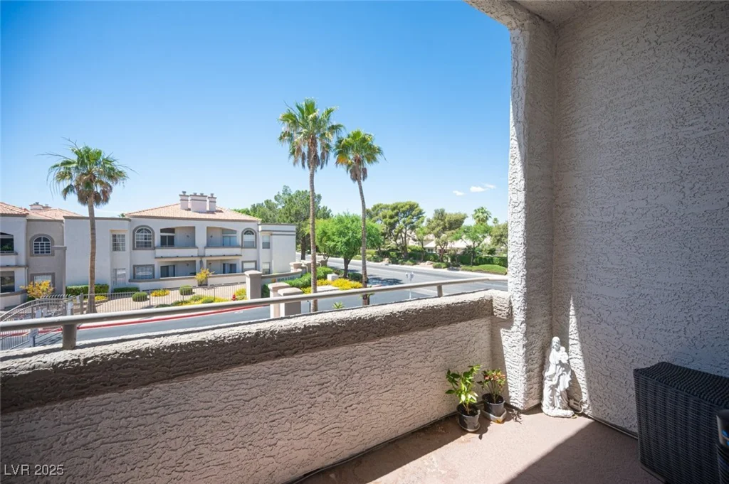 3150 Soft Breezes, Las Vegas, NV 89128