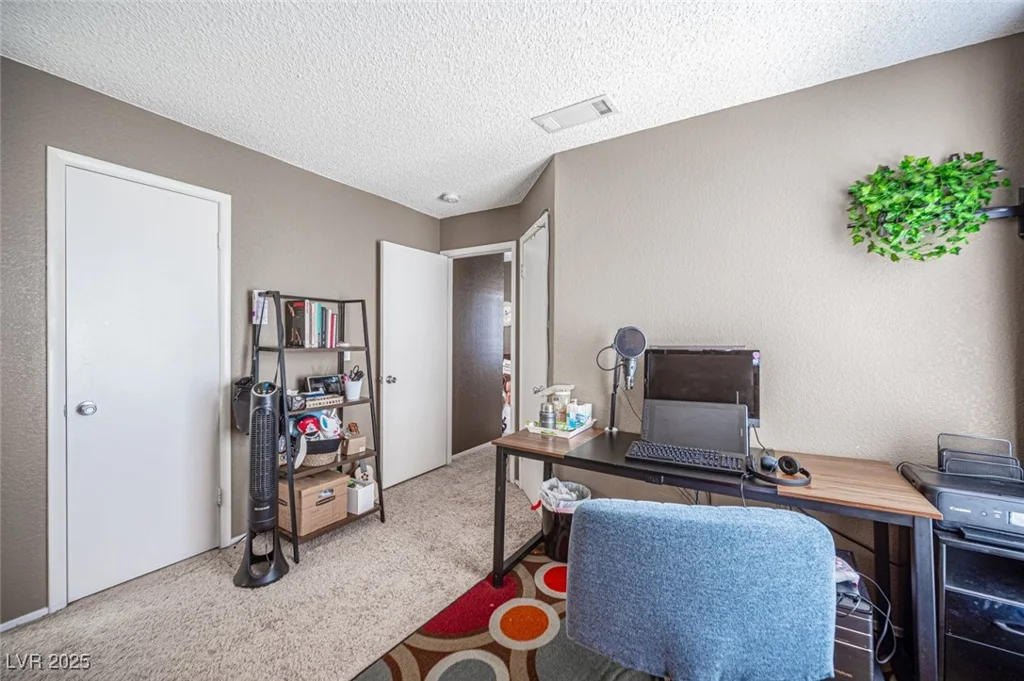 3150 Soft Breezes, Las Vegas, NV 89128