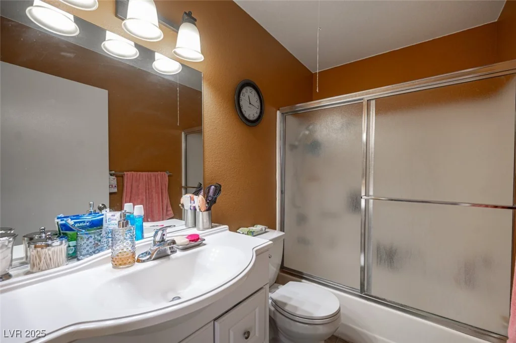 3150 Soft Breezes, Las Vegas, NV 89128