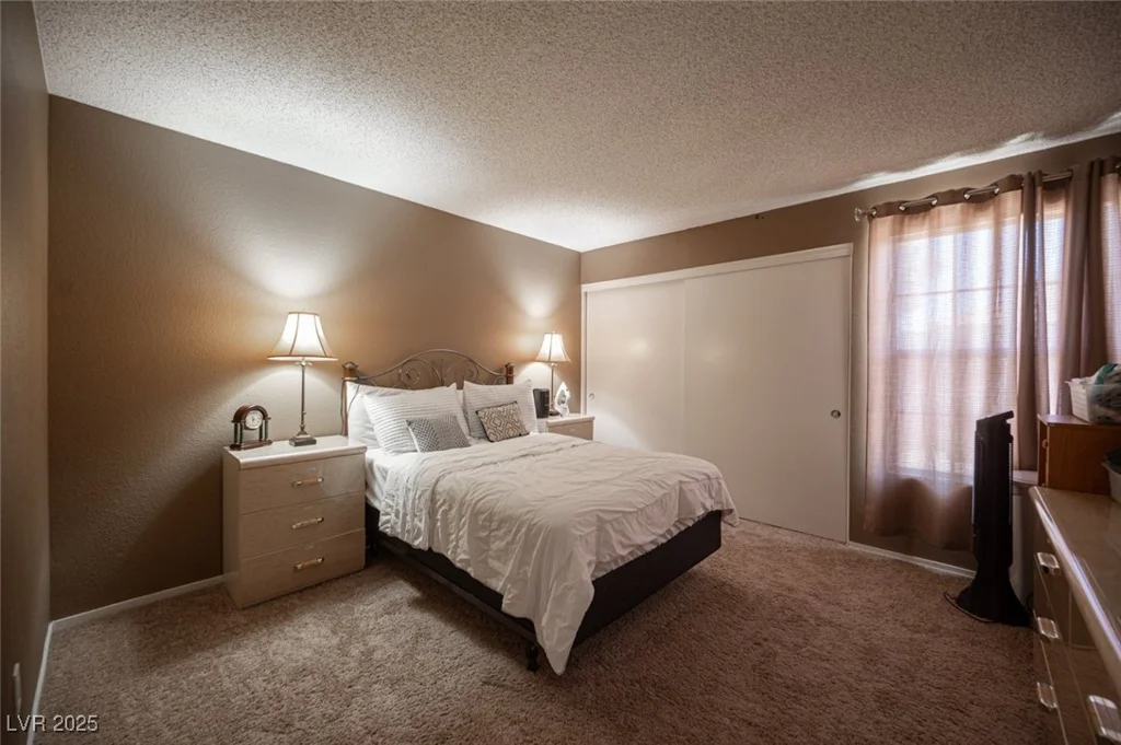 3150 Soft Breezes, Las Vegas, NV 89128