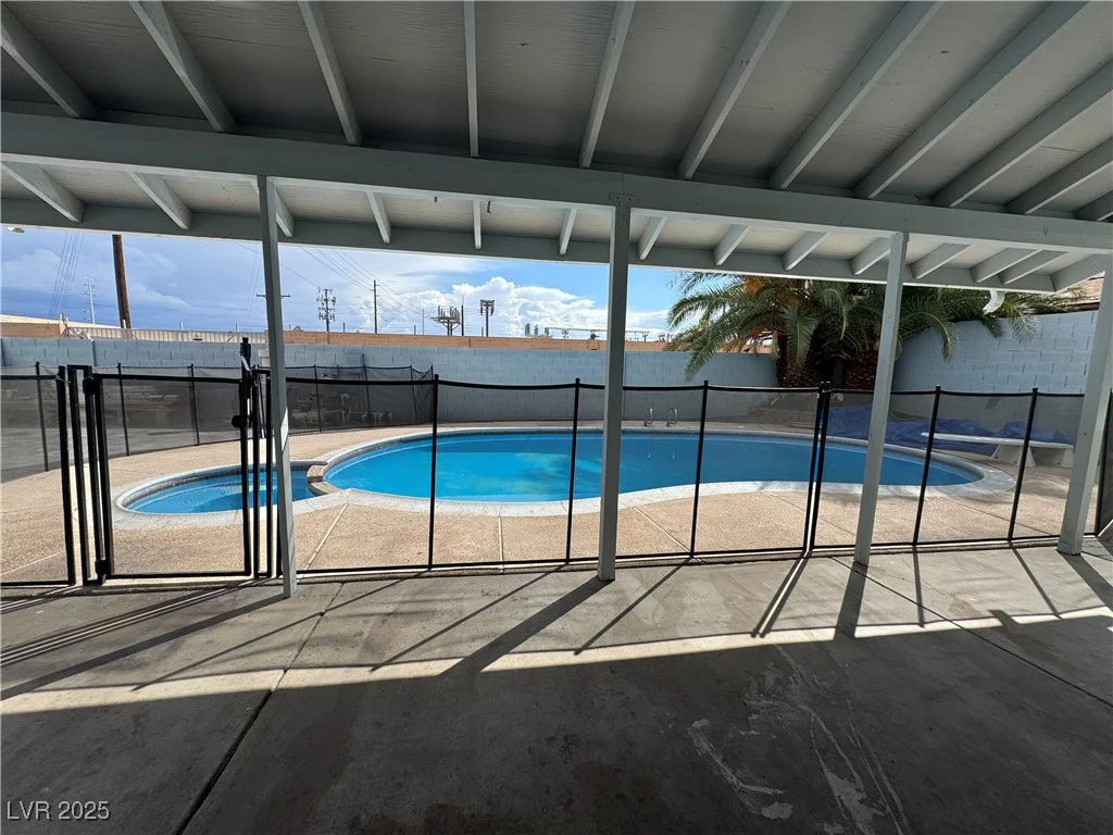 6761 Bonillo, Las Vegas, NV 89103