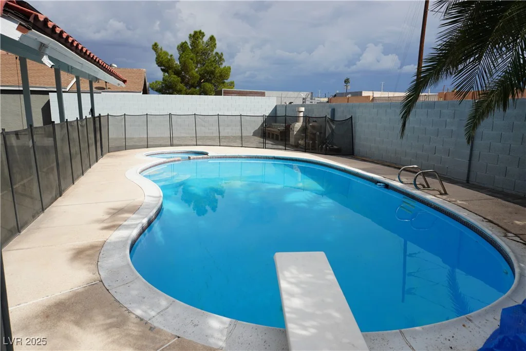 6761 Bonillo, Las Vegas, NV 89103