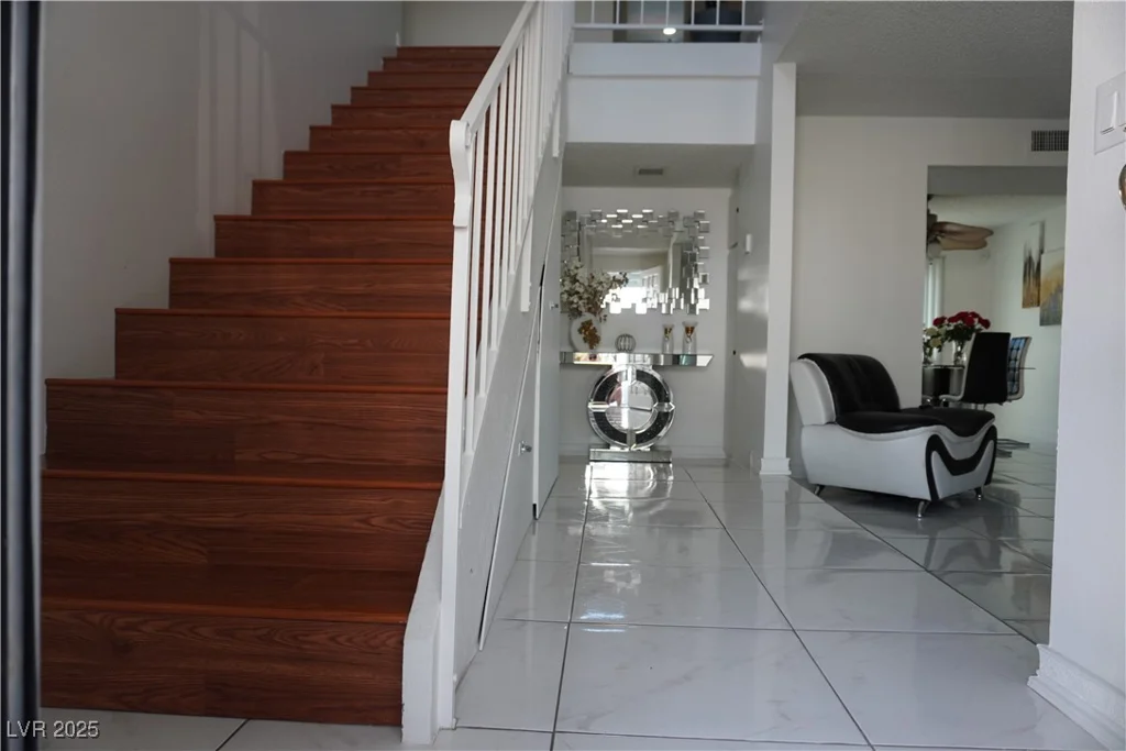 6761 Bonillo, Las Vegas, NV 89103