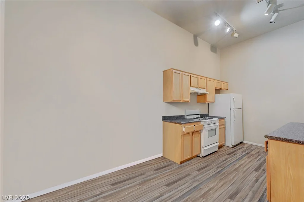 2305 Horizon Ridge, Henderson, NV 89052