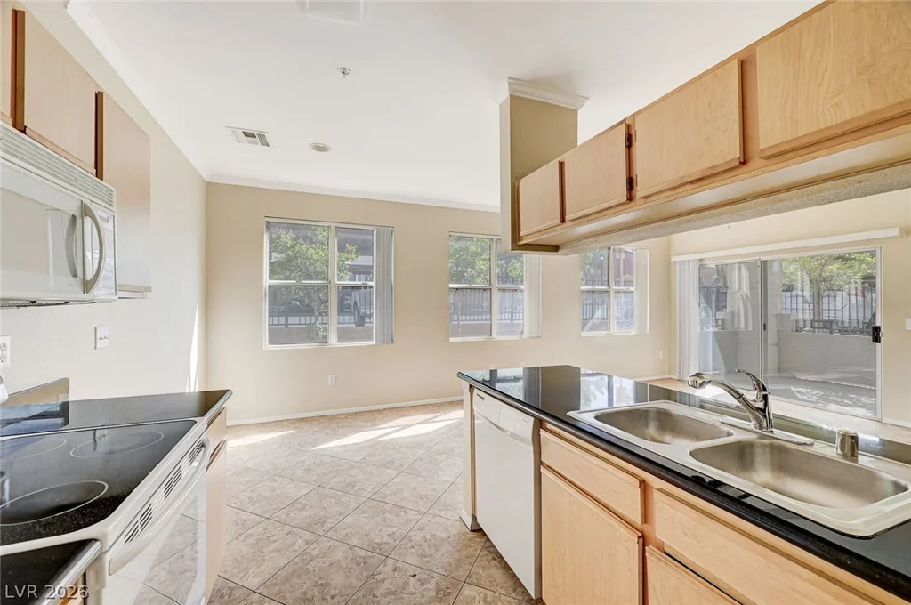 2900 Sunridge Heights, Henderson, NV 89052