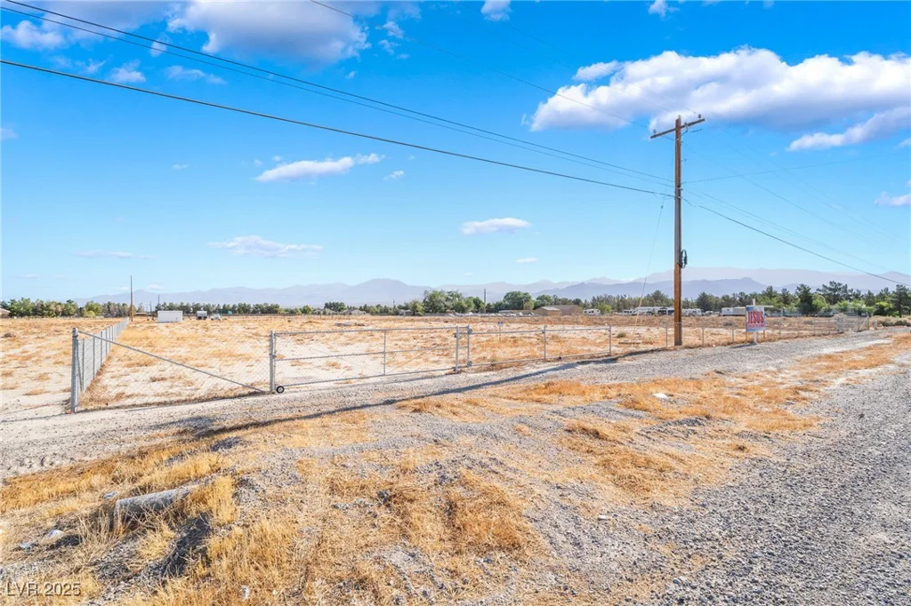 2330 Gamebird, Pahrump, NV 89048