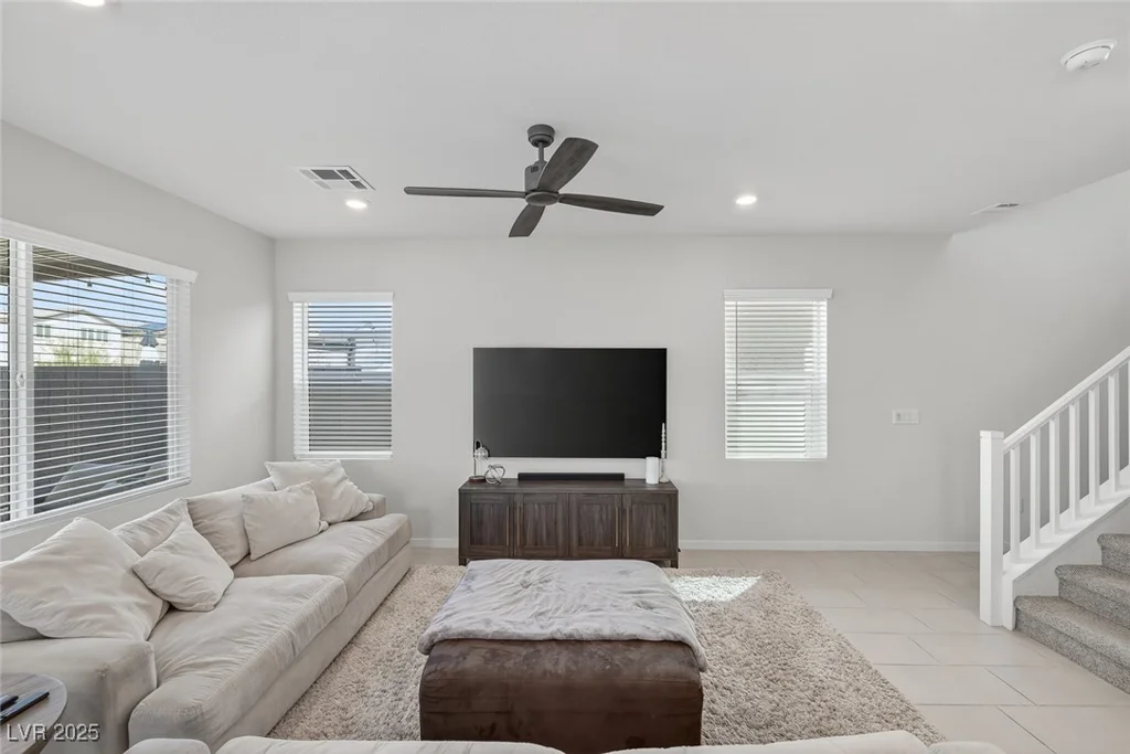 2728 High Echelon, North Las Vegas, NV 89086
