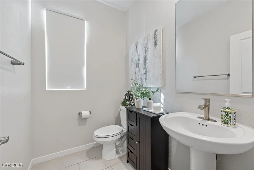 2728 High Echelon, North Las Vegas, NV 89086