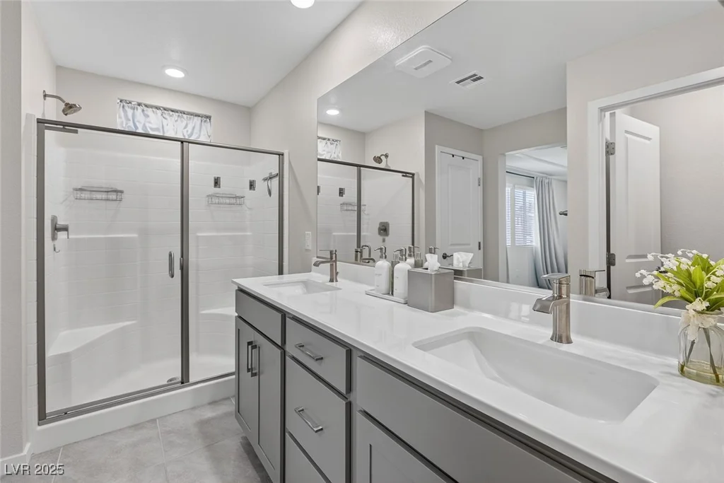 2728 High Echelon, North Las Vegas, NV 89086