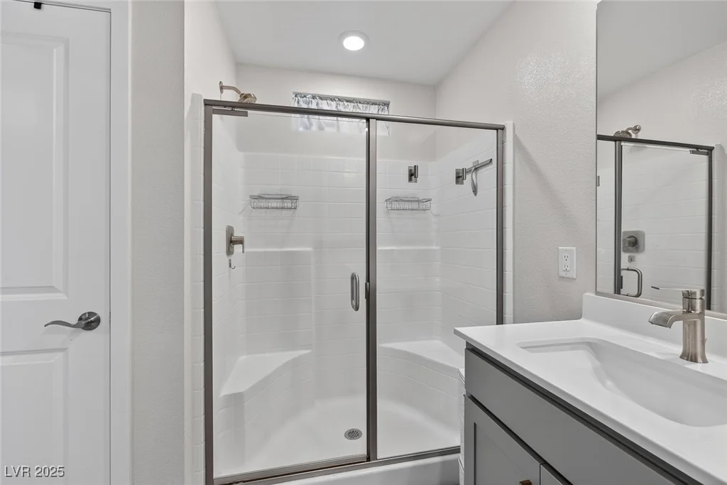 2728 High Echelon, North Las Vegas, NV 89086