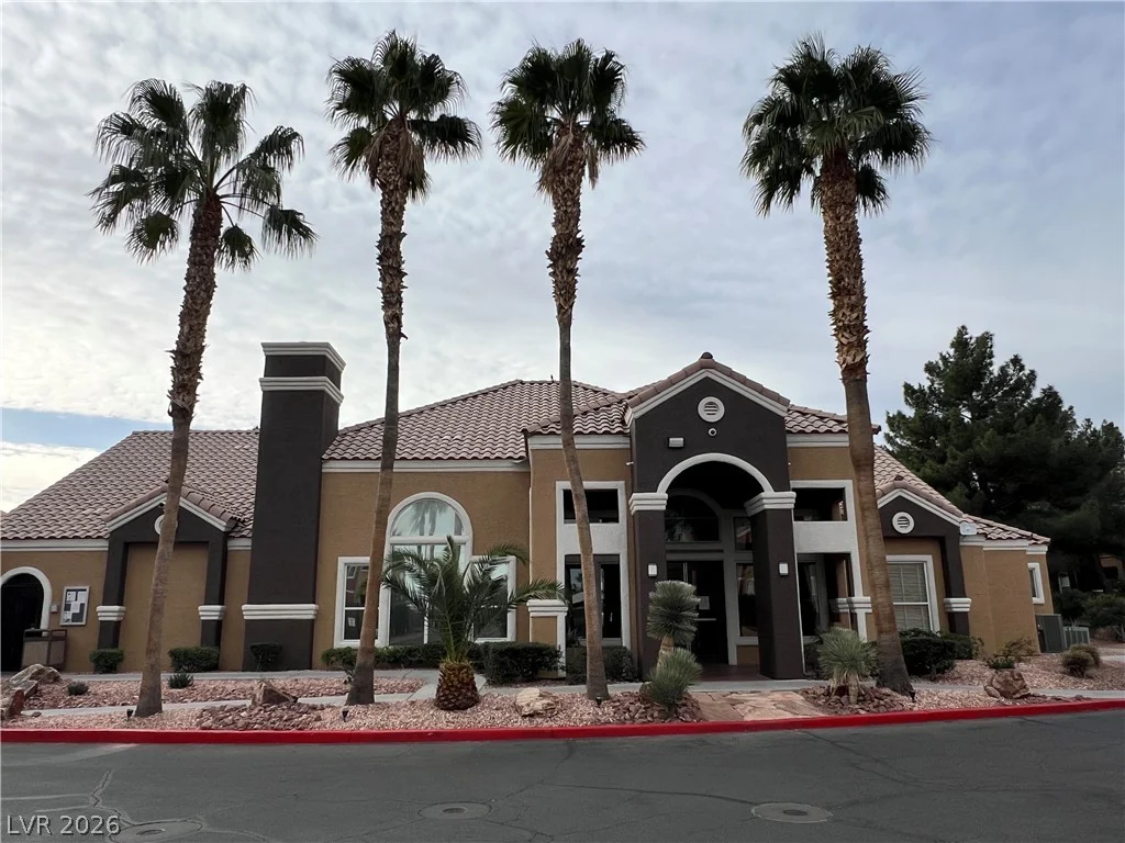 8101 Flamingo, Las Vegas, NV 89147