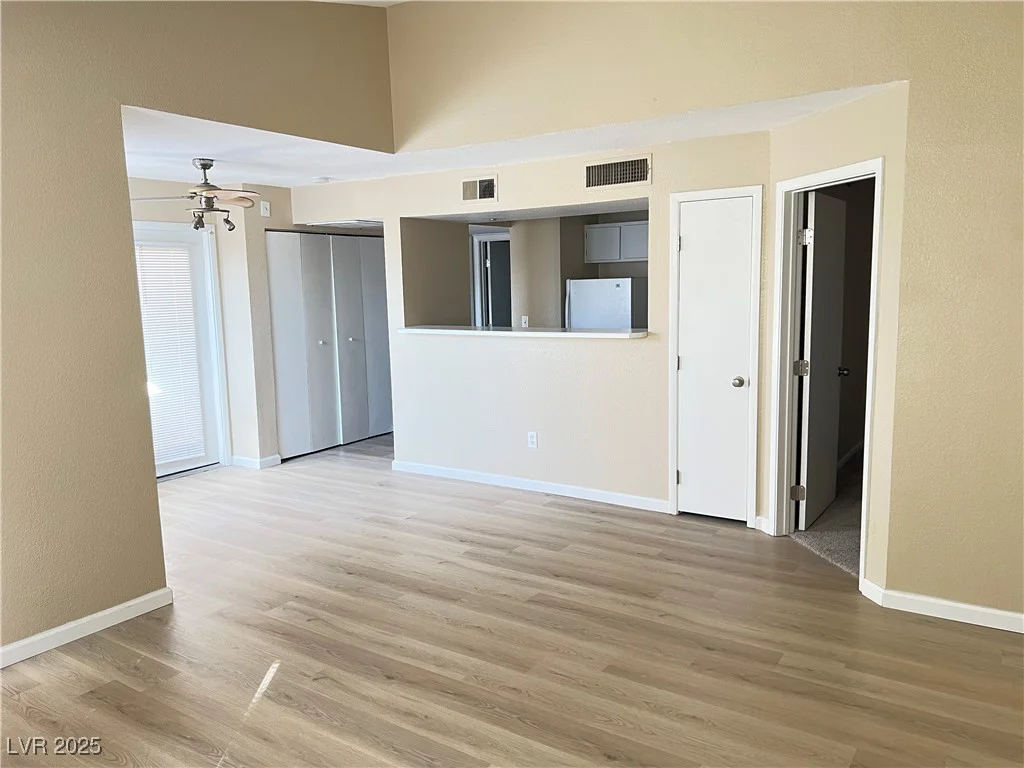8101 Flamingo, Las Vegas, NV 89147