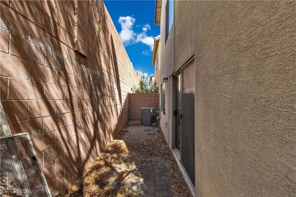 7833 Blesbok, Las Vegas, NV 89149