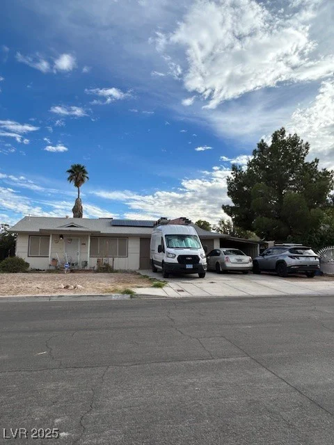 4939 Yuma, Las Vegas, NV 89104