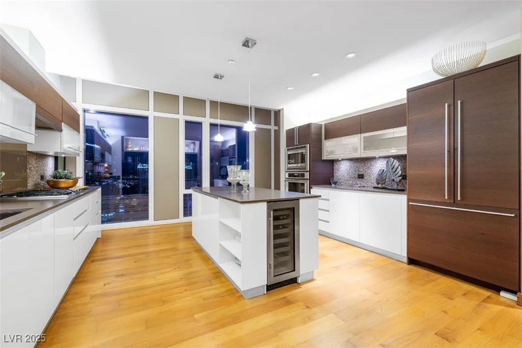 3750 Las Vegas, Las Vegas, NV 89158