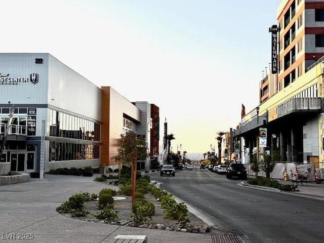 203 Pacific, Henderson, NV 89015