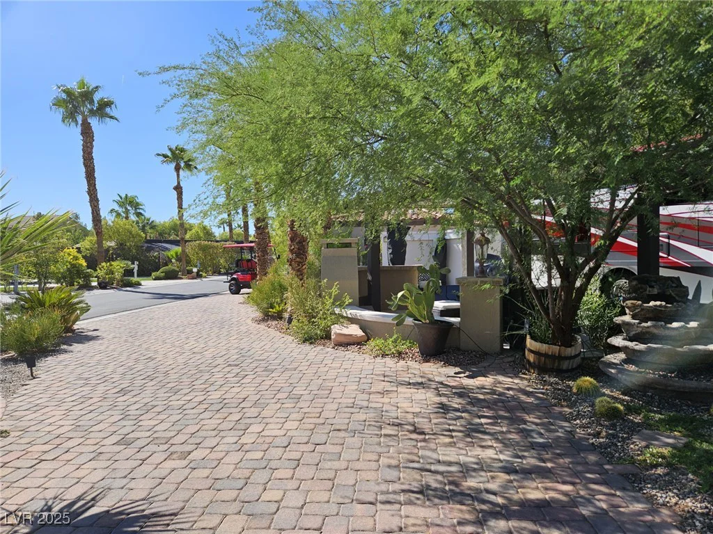 8175 Arville, Las Vegas, NV 89139