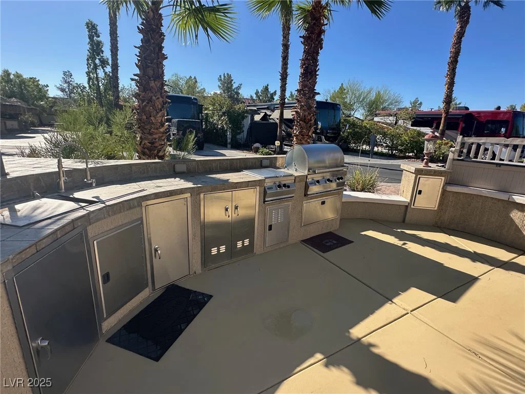 8175 Arville, Las Vegas, NV 89139