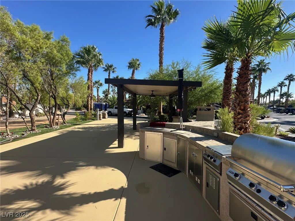 8175 Arville, Las Vegas, NV 89139