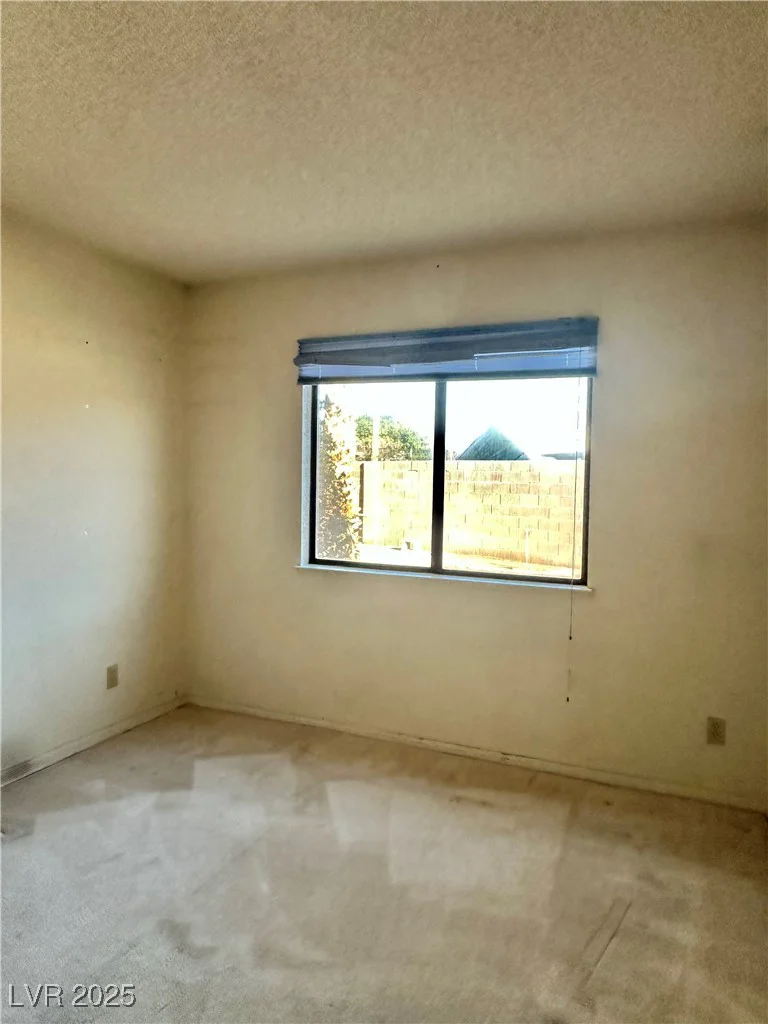 6325 Barkstone, Las Vegas, NV 89108