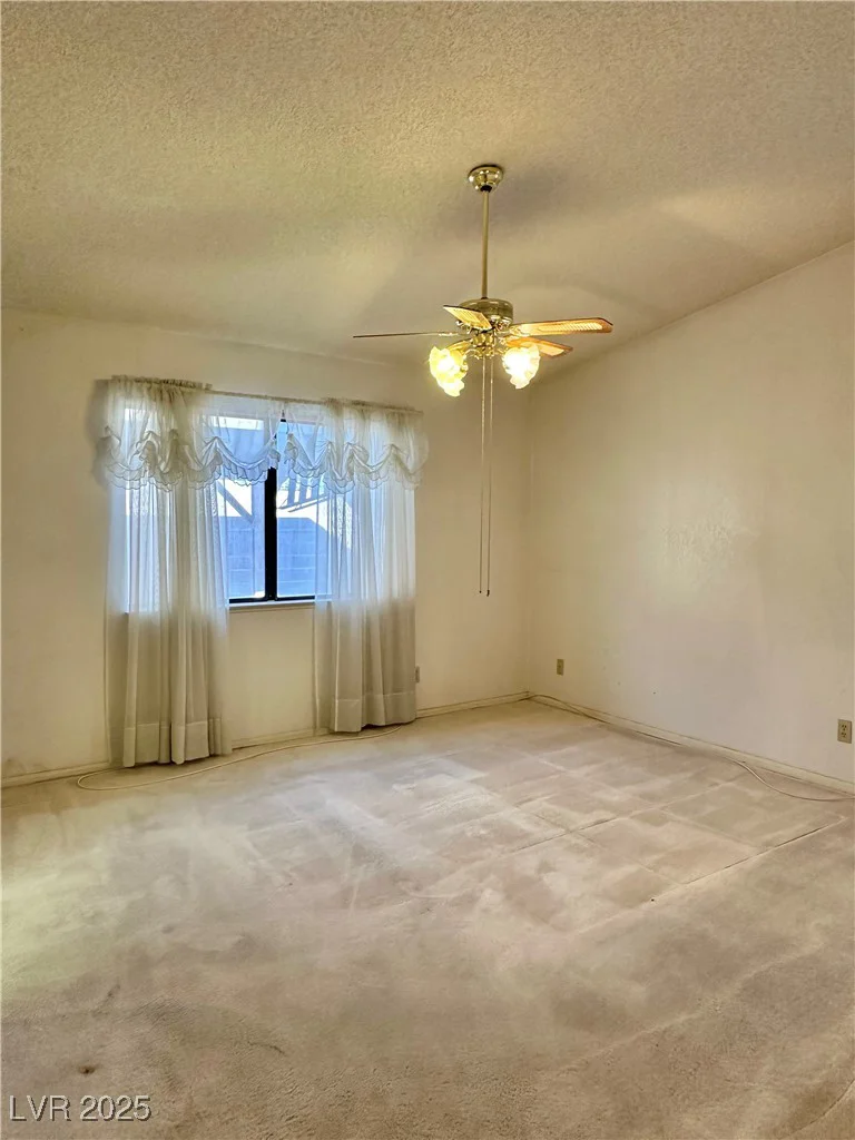 6325 Barkstone, Las Vegas, NV 89108