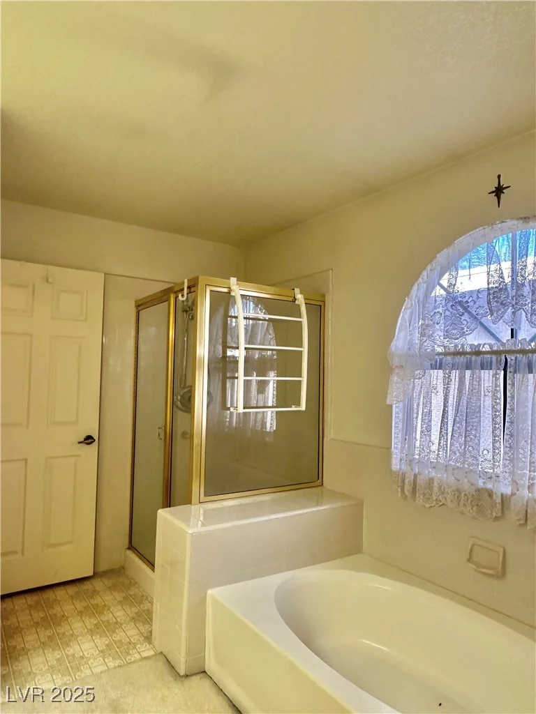6325 Barkstone, Las Vegas, NV 89108