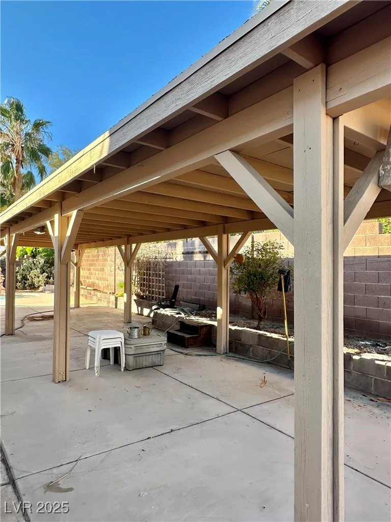 6325 Barkstone, Las Vegas, NV 89108
