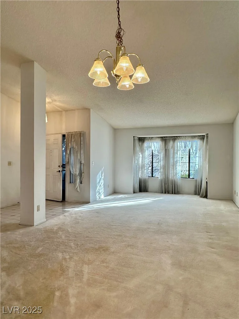 6325 Barkstone, Las Vegas, NV 89108